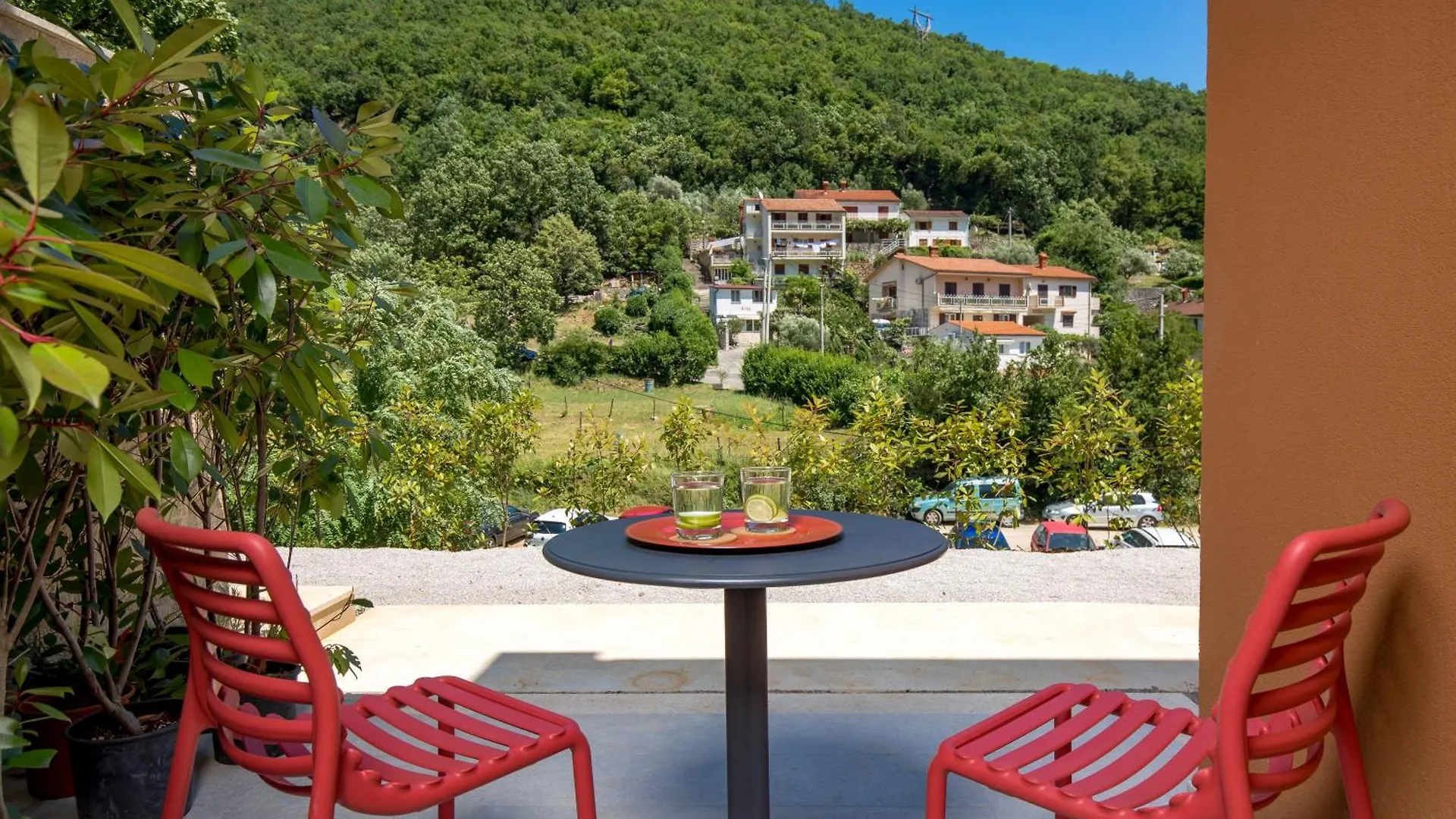 Perunika Bed & Breakfast Mošćenička Draga 4*,  Hırvatistan