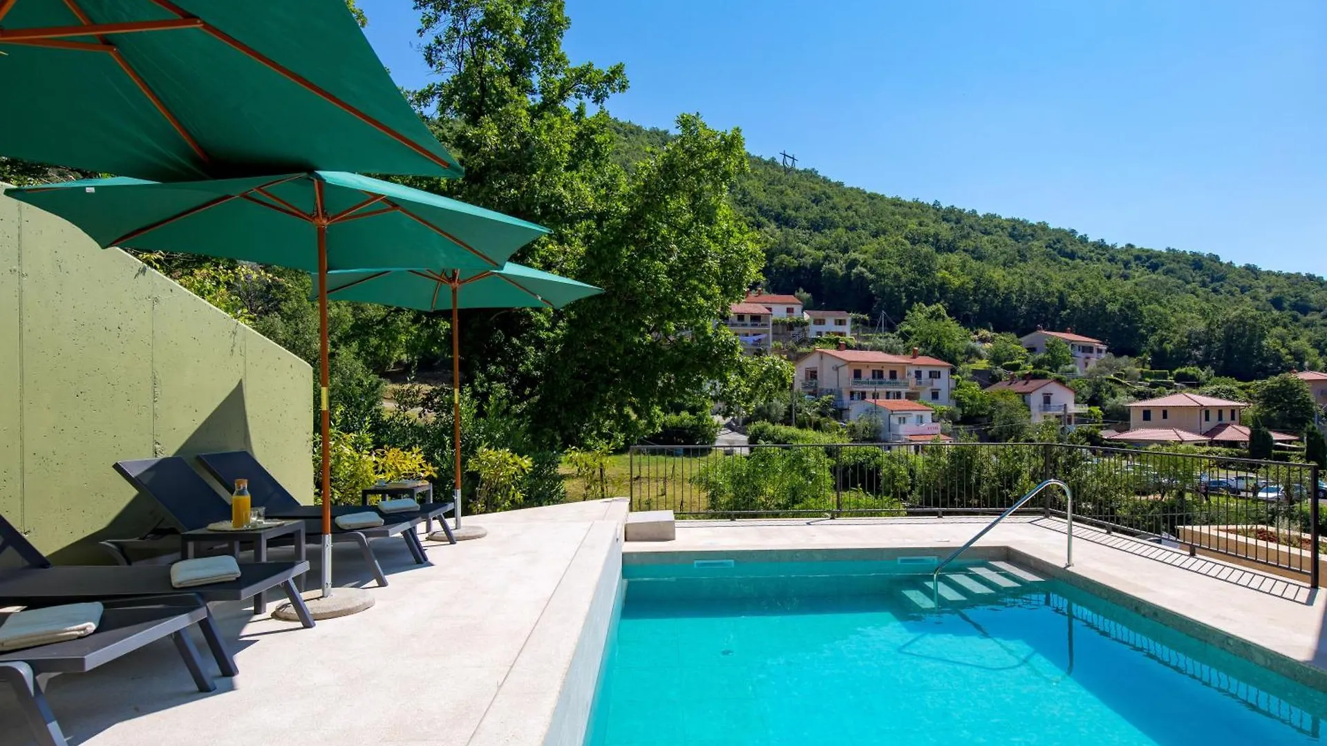 Perunika Bed & Breakfast Mošćenička Draga